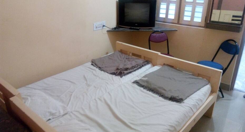 C.V.R Lodge, Anantapur 5